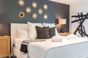 6 bedrooms, iron/ironing board, free WiFi, bed sheets