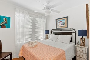 4 bedrooms, iron/ironing board, free WiFi, bed sheets