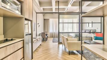 City Studio, 1 Bedroom, City View | 1 bedroom, desk, soundproofing, iron/ironing board