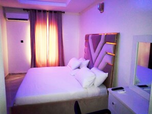 9 dormitorios y wifi