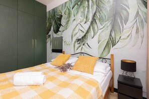 1 bedroom, iron/ironing board, WiFi, bed sheets