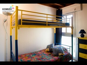 2 chambres, bureau, Wi-Fi, draps fournis
