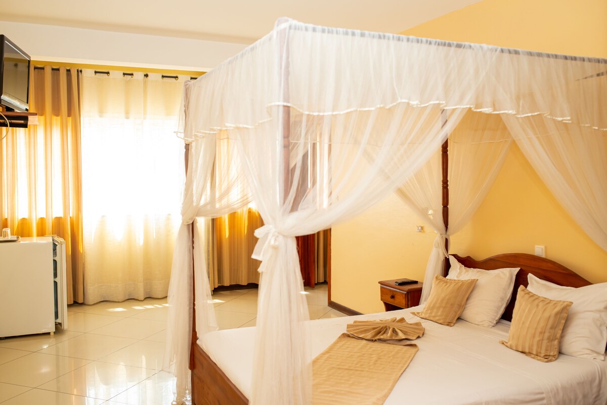 In-room safe, iron/ironing board (on request), rollaway beds (surcharge)