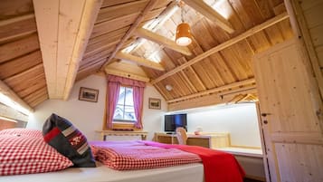 1 makuuhuone, työpöytä, vauvan matkasänky, ilmainen Wi-Fi