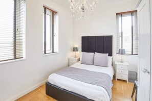 2 bedrooms, iron/ironing board, free WiFi, bed sheets - Host & Stay | Boutique Balcony (Whitby)