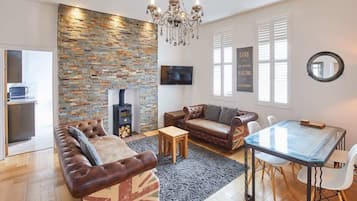 Flat-screen TV, fireplace, offices