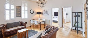Host & Stay | Boutique Balcony