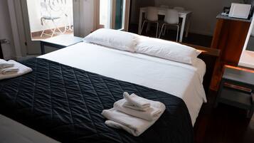 Iron/ironing board, free WiFi, bed sheets