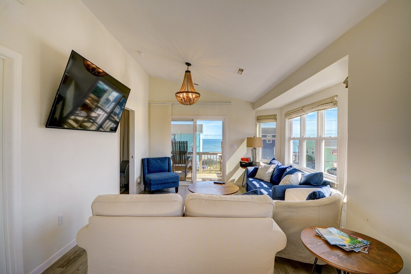 4 Bedroom 2nd Row Surf City Home w/ Ocean views near Beach Access