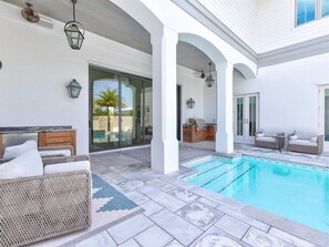 Outdoor pool, a heated pool - Steps to the beach-8 bikes-Private pool/Heat option & hot tub `Hacienda Blanca` (Rosemary Beach)