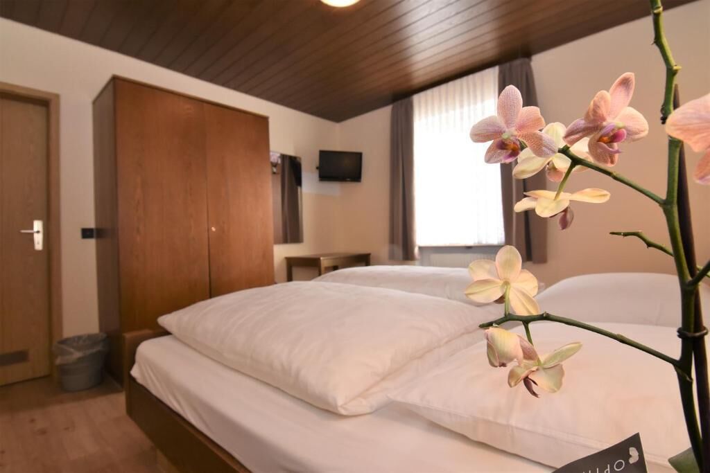 Standard Double Room, Private Bathroom, City View