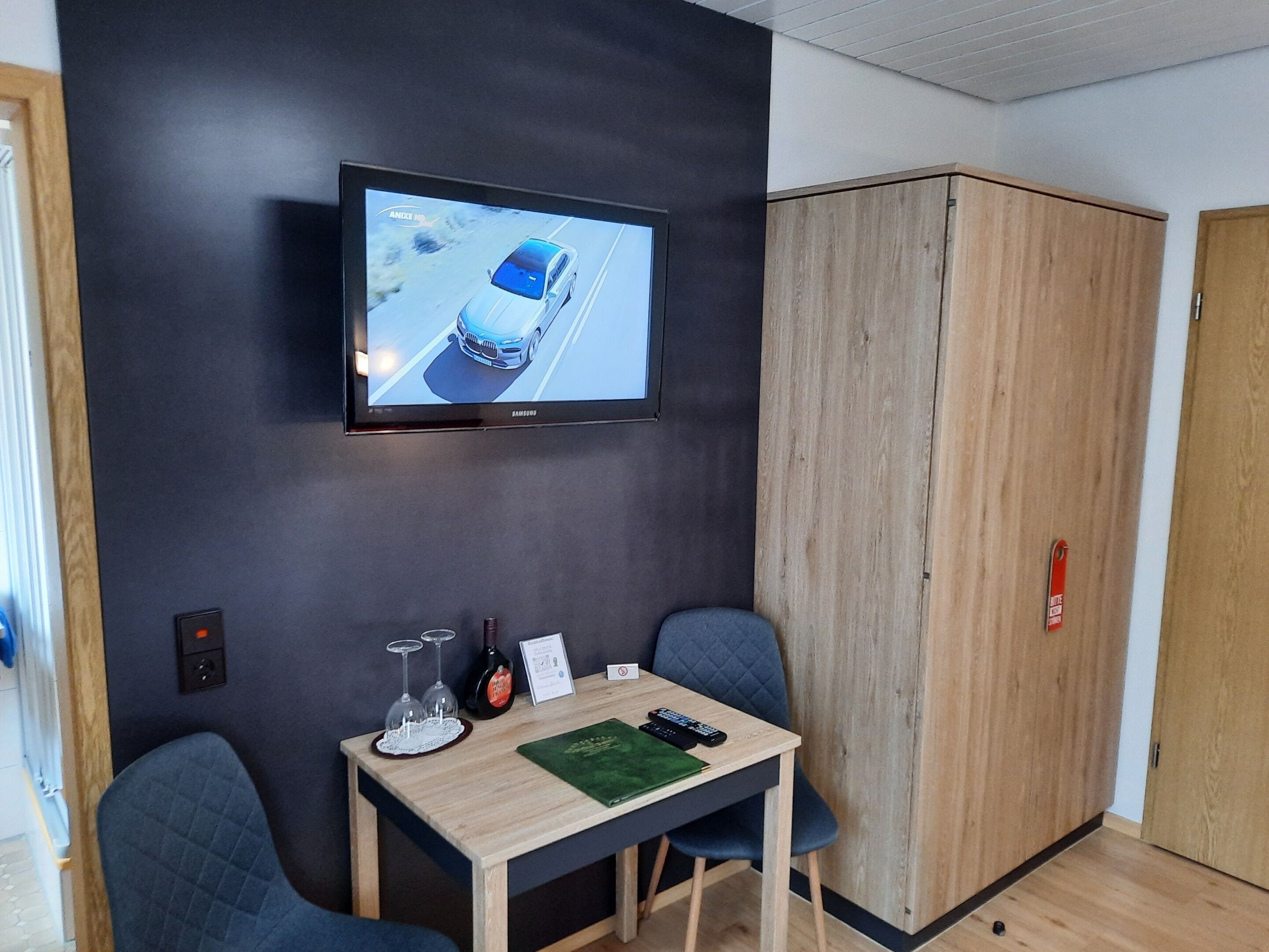 标准双人房, 私人浴室, 城市景观 | 客房服务设施