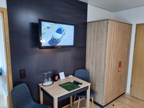 Chambre Double Standard, salle de bains privée, vue ville | Équipements de la chambre