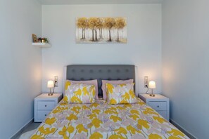 3 Schlafzimmer, Schreibtisch, Bügeleisen/Bügelbrett, kostenloses WLAN