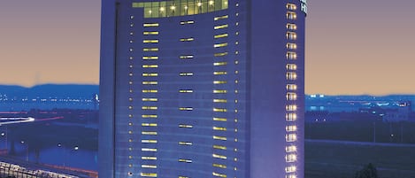 Front of property – evening/night