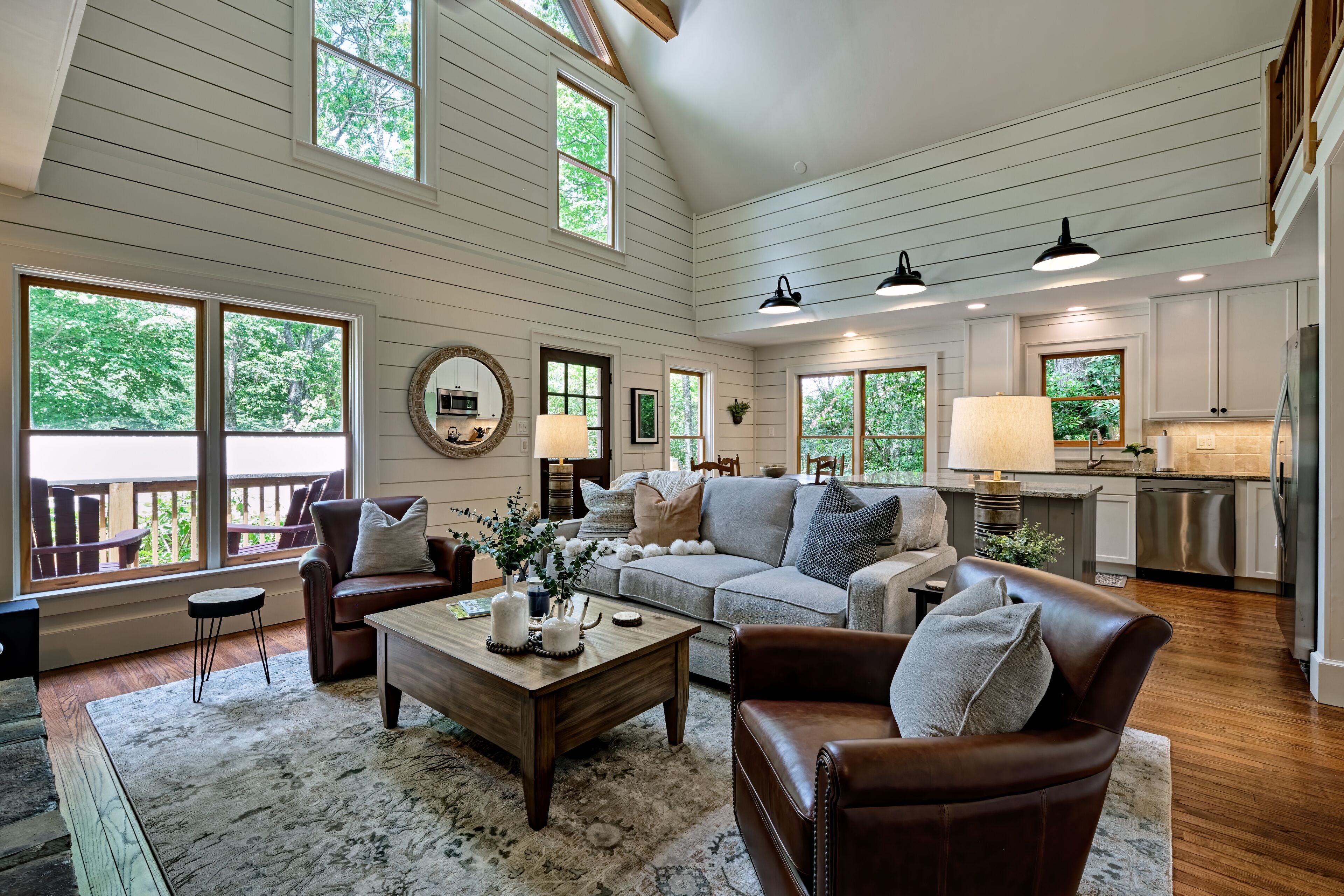 Peak a boo Paradise - 4 minutes from Main Street Highlands