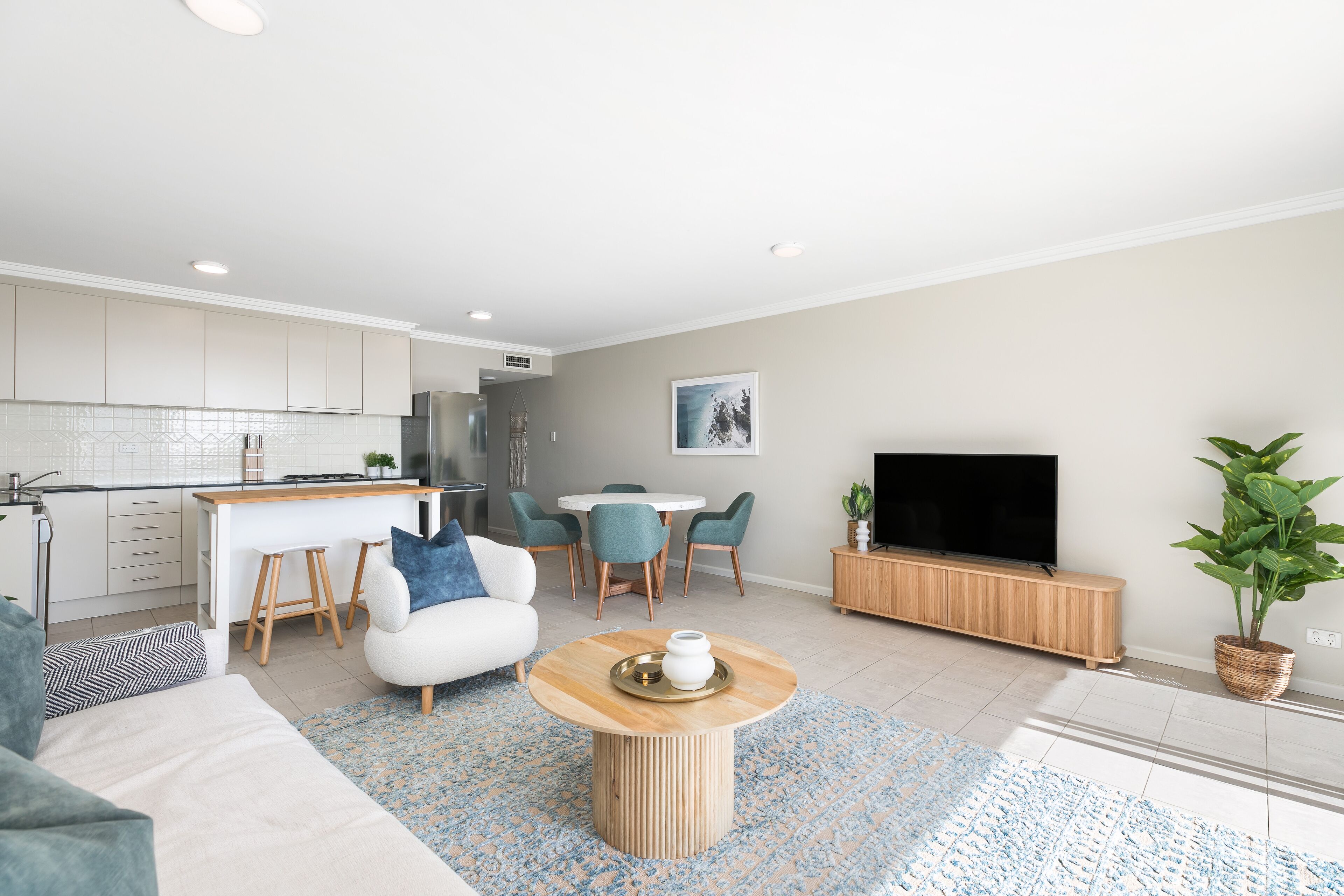 Waterfront Courtyard Apartment