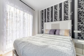 2 camere, ferro/asse da stiro, Wi-Fi gratuito, lenzuola