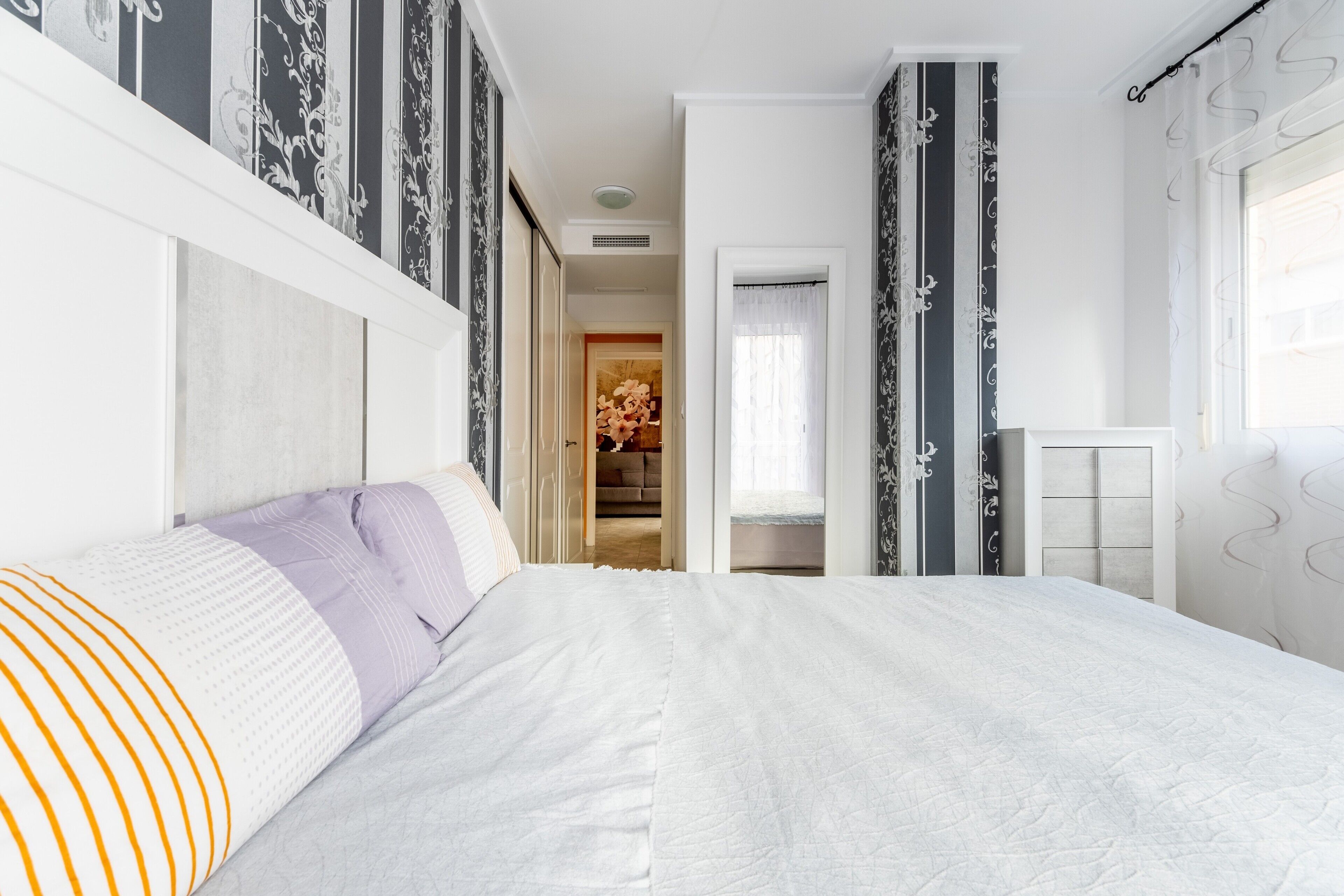 2 chambres, fer et planche à repasser, Wi-Fi gratuit, draps fournis