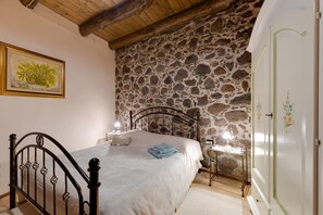 2 chambres, Wi-Fi gratuit, draps fournis