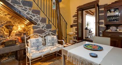 Holiday Home "Antica dimora" with Garden & A/C