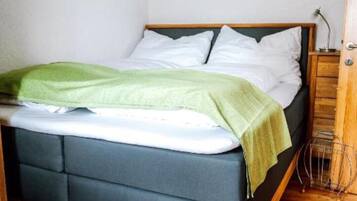 1 chambre, fer et planche Ă repasser, lit parapluie, Wi-Fi gratuit