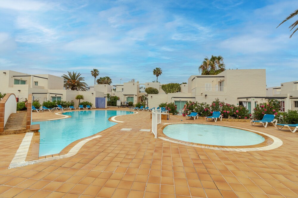 Flatguest Alisios - Pool - Relax - WiFi