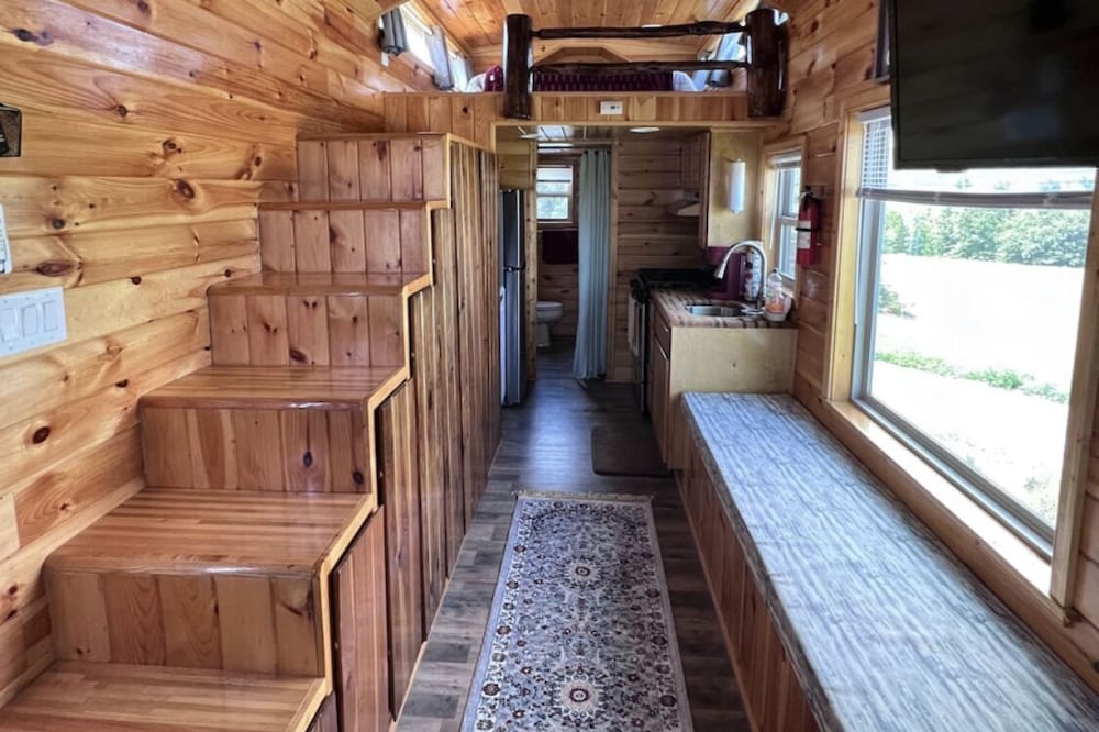 Lookout Loft: A tiny cabin with a ton of rustic charm!