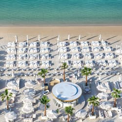 Private beach nearby, beach umbrellas
