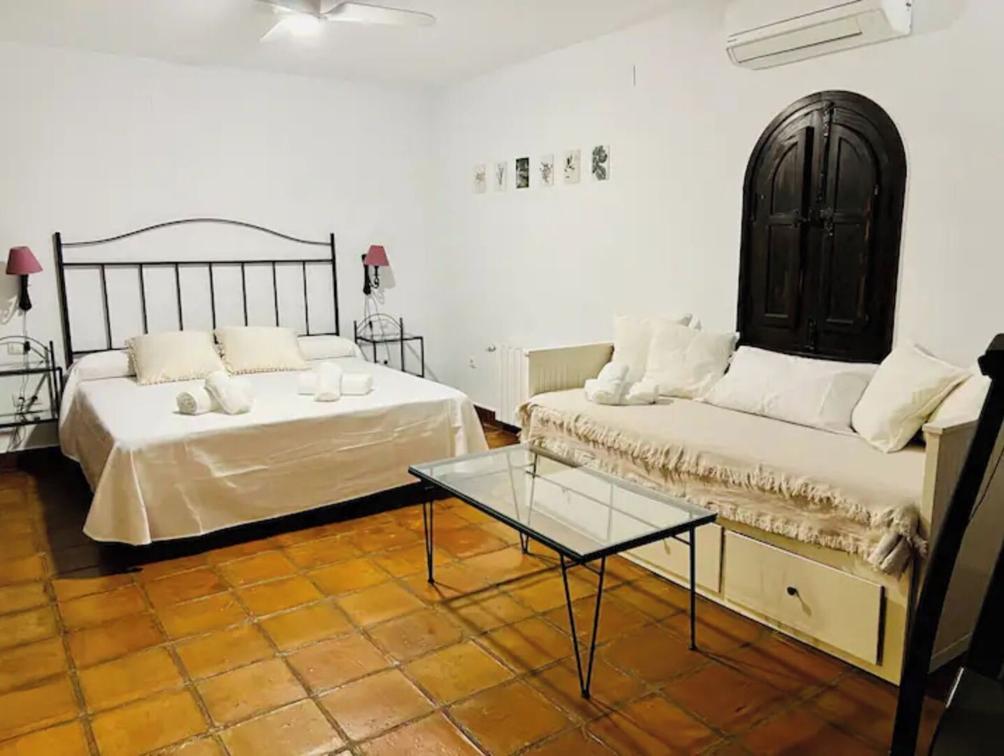 5 bedrooms, iron/ironing board, travel cot, free WiFi