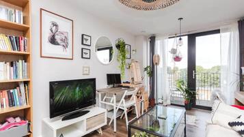 Apartemen Basic, 1 Tempat Tidur Double | Ruang keluarga