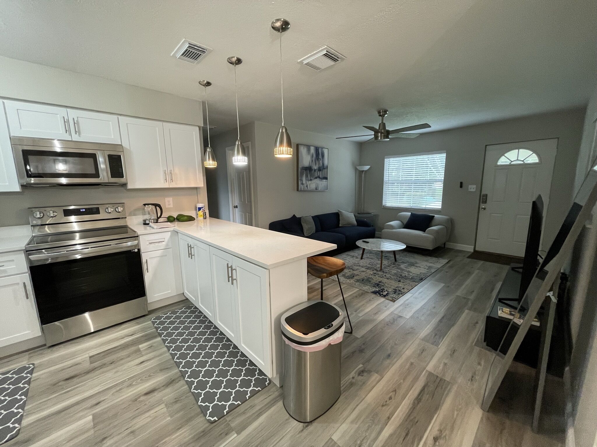 New Renovated House Near Everything