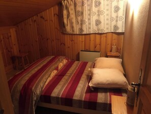 3 camere