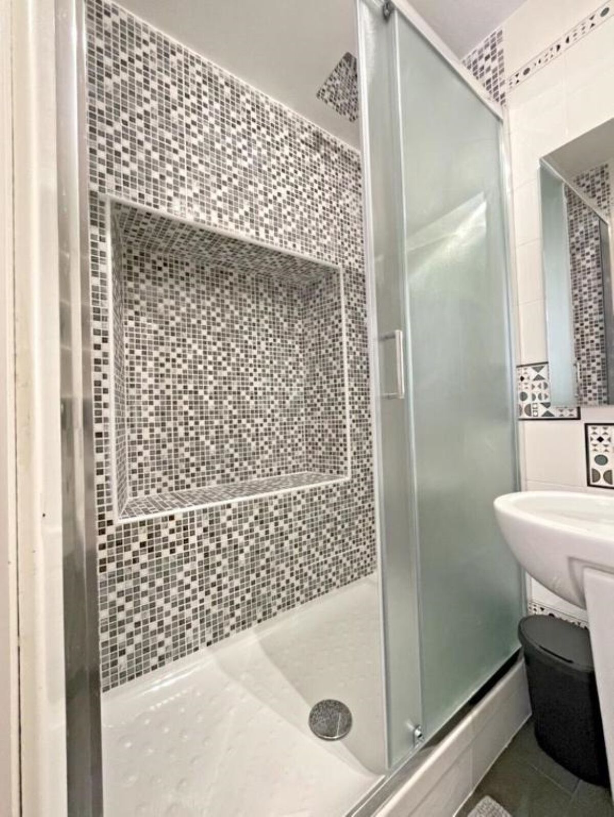 Pit Stop Ciampino Station - Camera Luxury-bagno privato