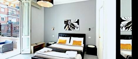 1 bedroom, in-room safe, desk, iron/ironing board