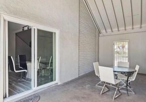 Outdoor dining - Luxury Vacation Home in Phoenix - Pool - Sleeps 17 (Phoenix)