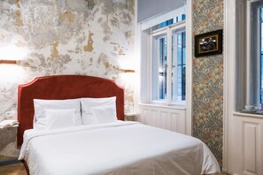 Habitación doble clásica | Decoración personalizada, muebles diferentes y wifi gratis 