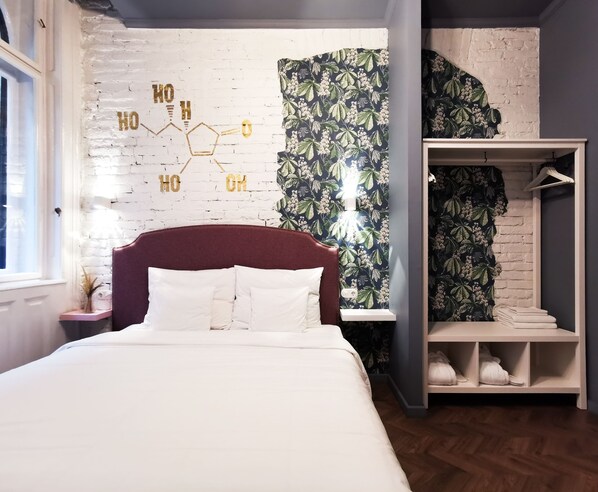 Decoración personalizada, muebles diferentes y wifi gratis 
