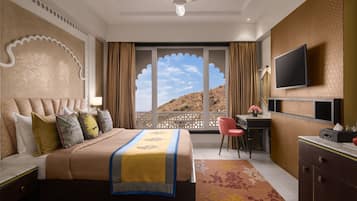 Premium-huone | Memory foam -patjalliset sängyt, tallelokero huoneessa