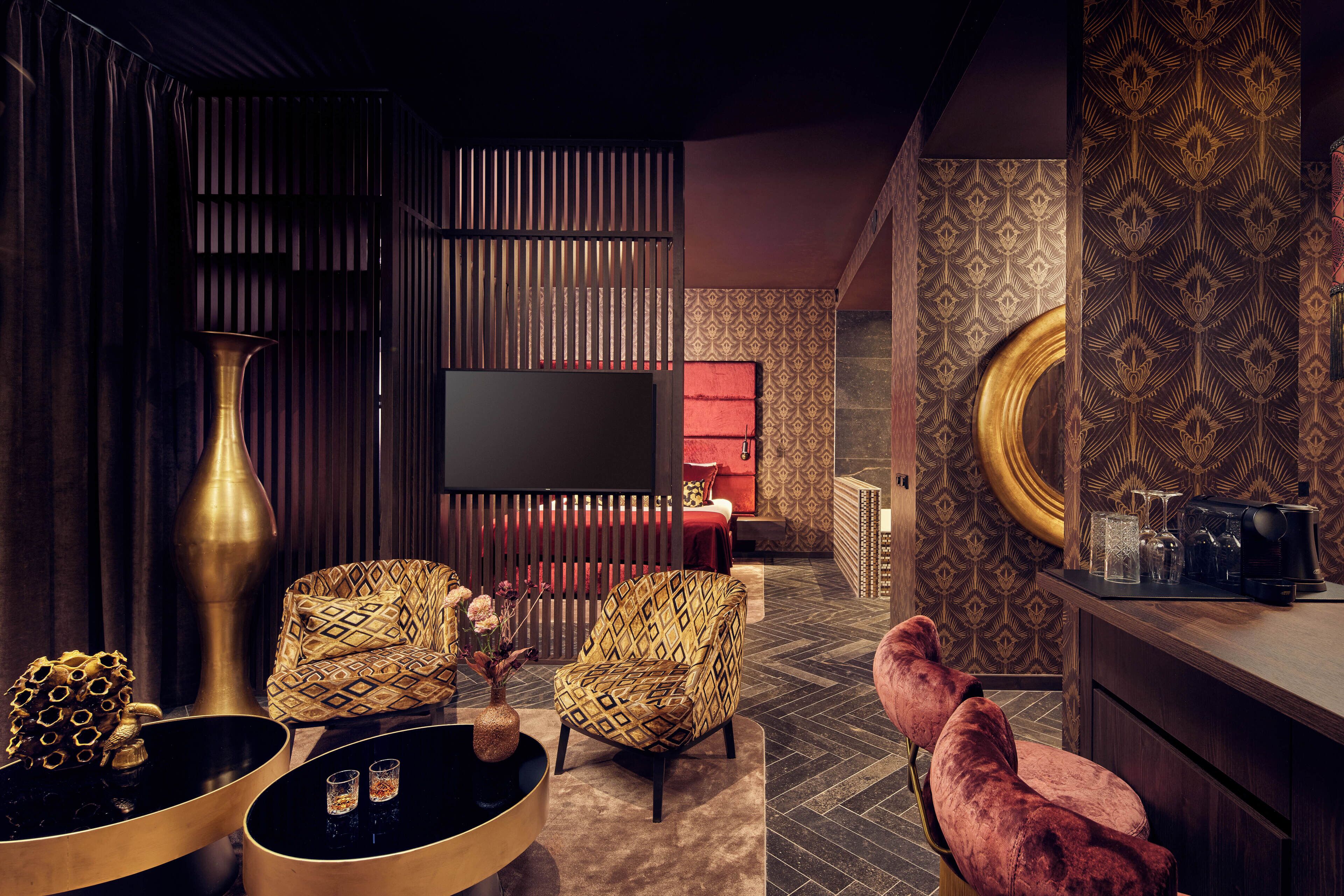 Ropa de cama hipoalergénica y minibar 