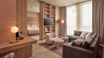 Wellness Suite | Hypo-allergenic bedding, minibar, in-room safe, desk