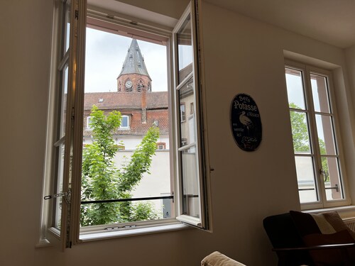 ❤️️Historic building ❤️️ Downtown ❤️️ Private Terrasse