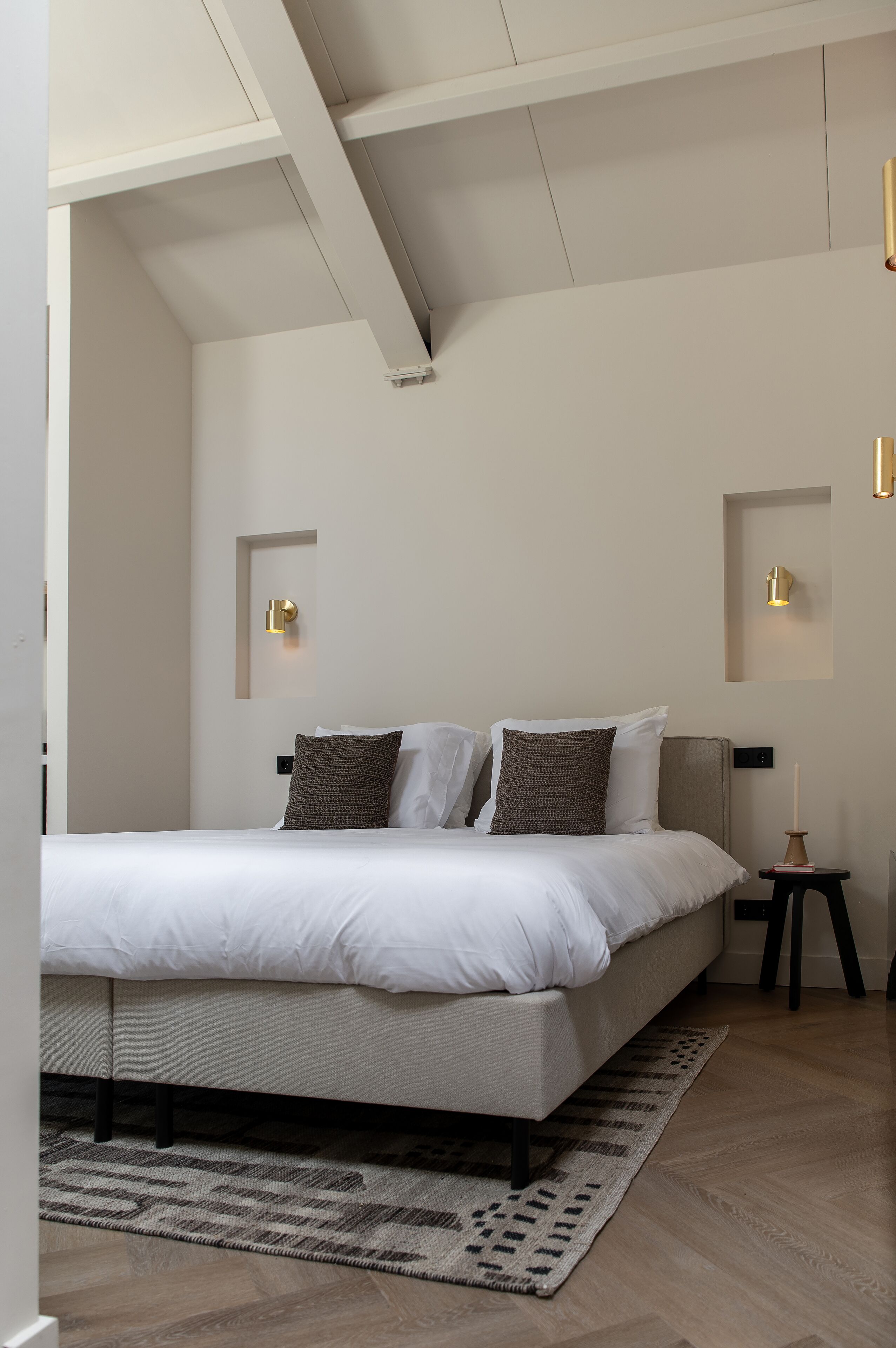 Stijlvolle Tiny House met Parkeerplek in Hoorn