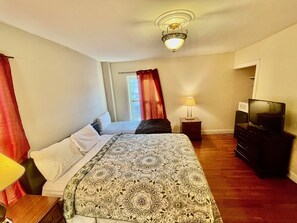 Muebles diferentes y wifi gratis 