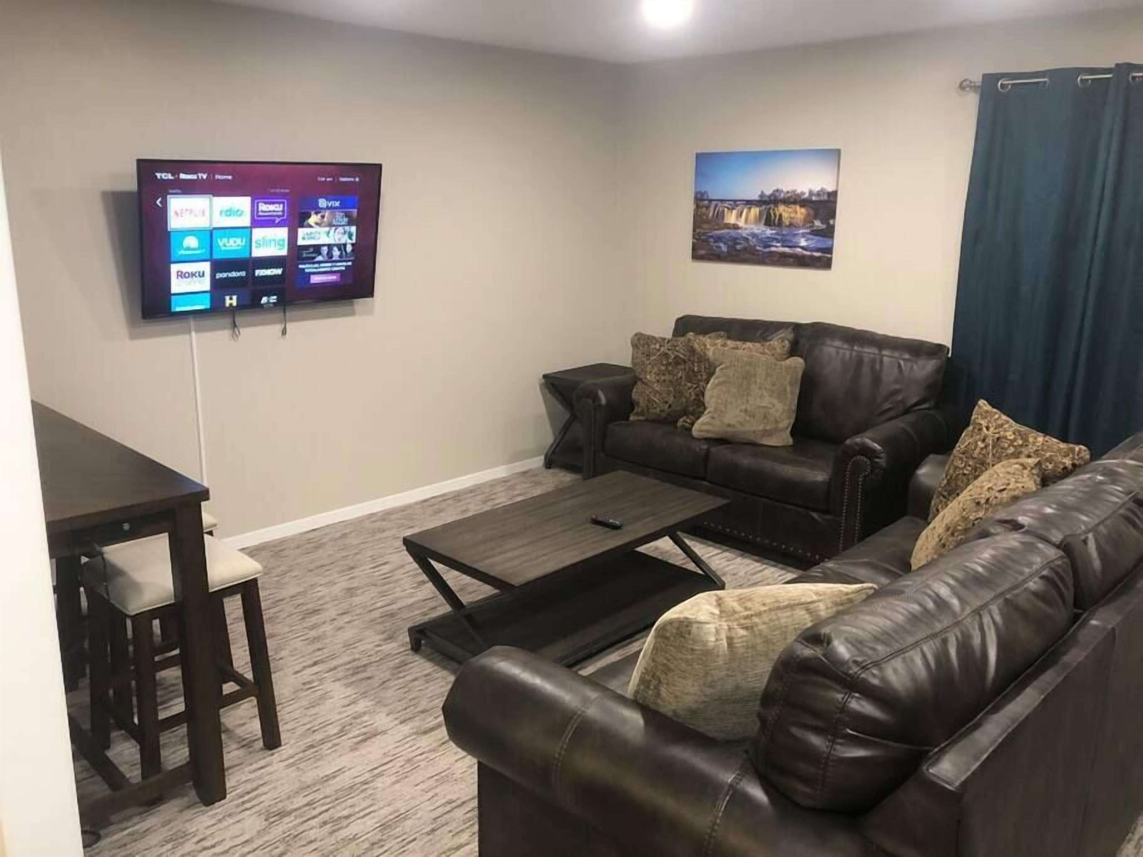 Marvelous 2 Bedroom Close To It All!