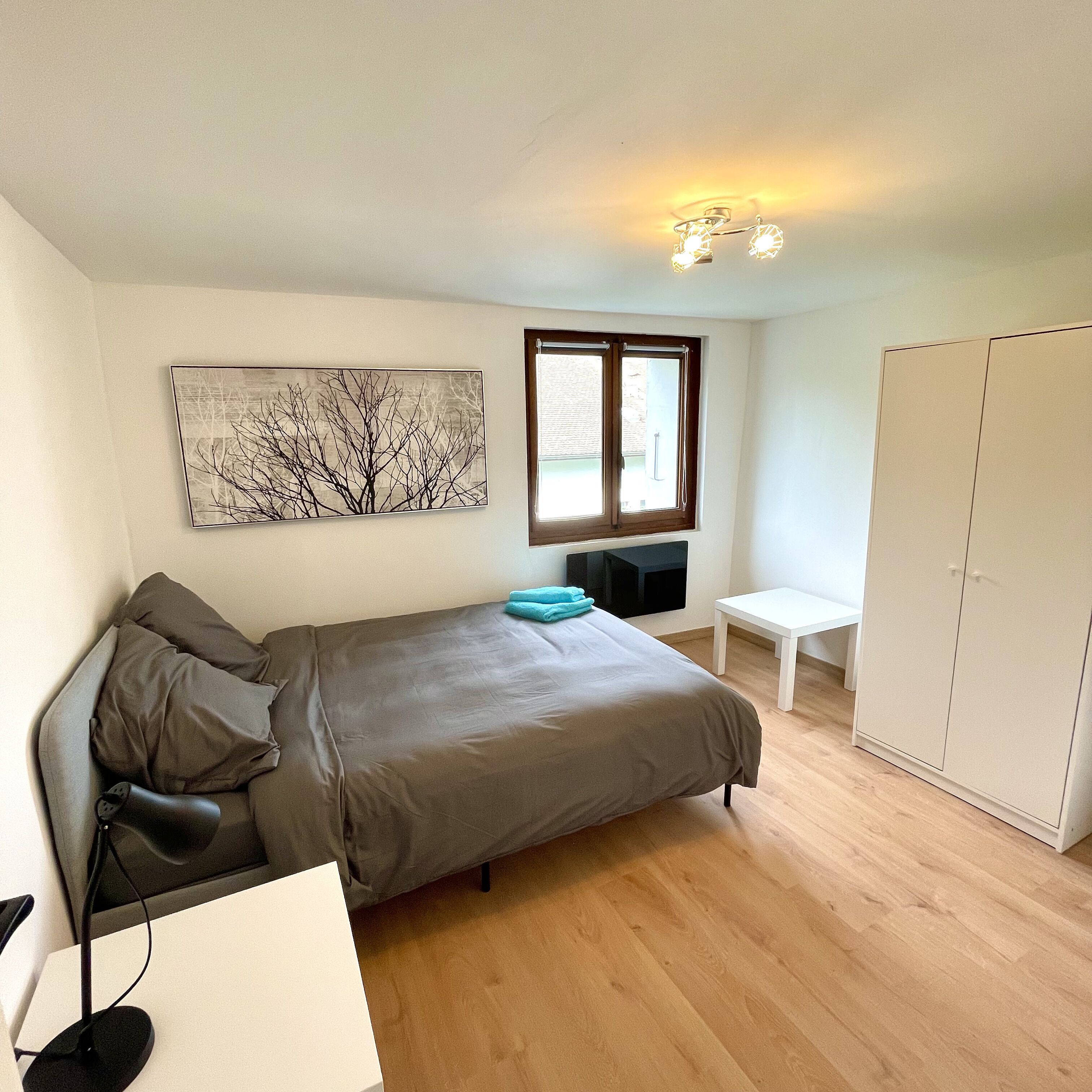 3 habitaciones, internet y ropa de cama 