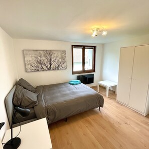 3 habitaciones, internet y ropa de cama 