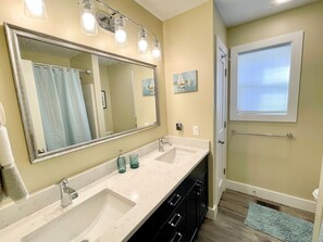 Towels - Get Figgy With It:  Beautiful new home for 2023 bookings (Ocracoke)