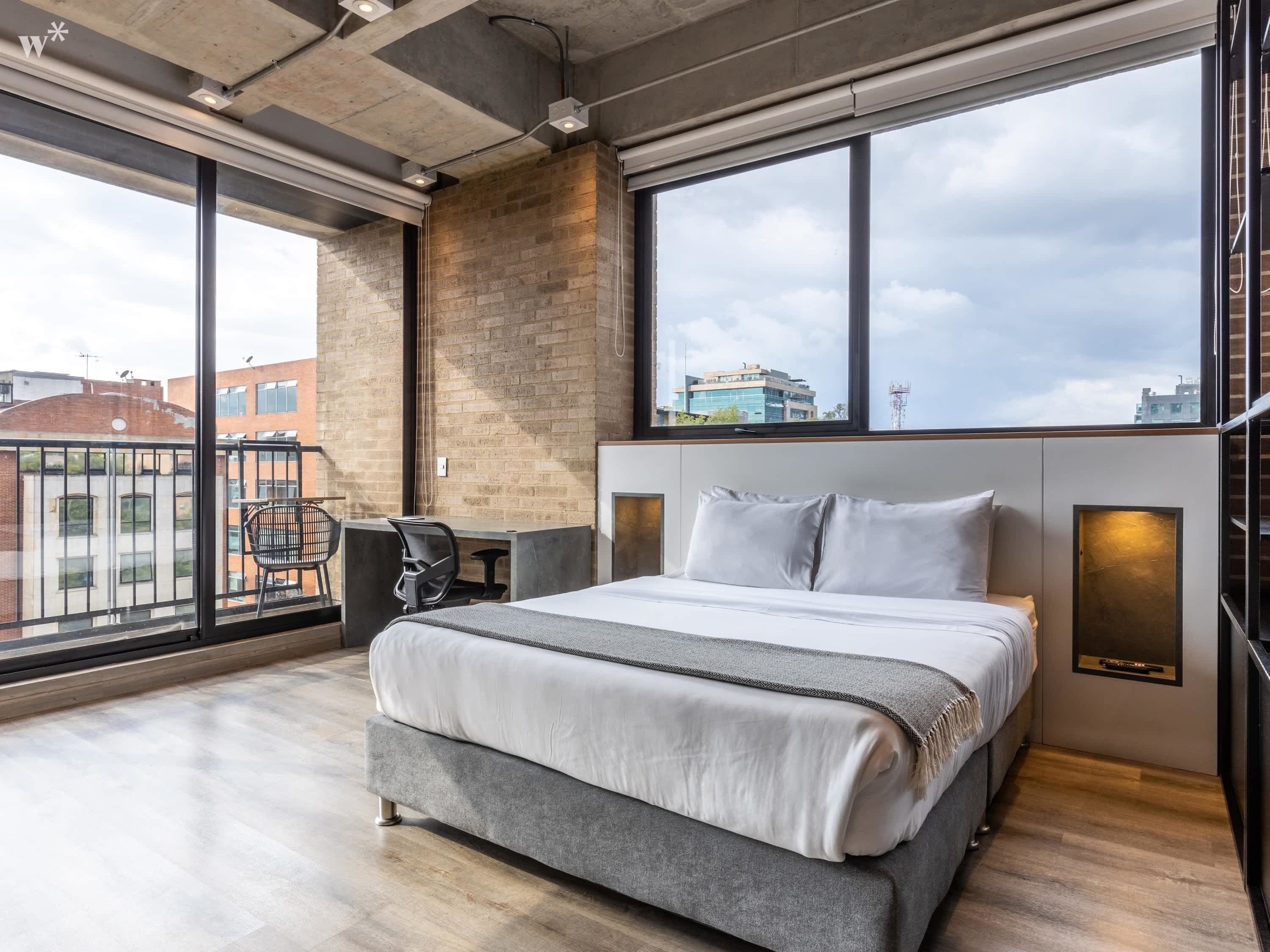 1 camera, una scrivania, ferro/asse da stiro, Wi-Fi