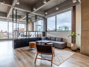 Fernseher, Arbeitsbereiche